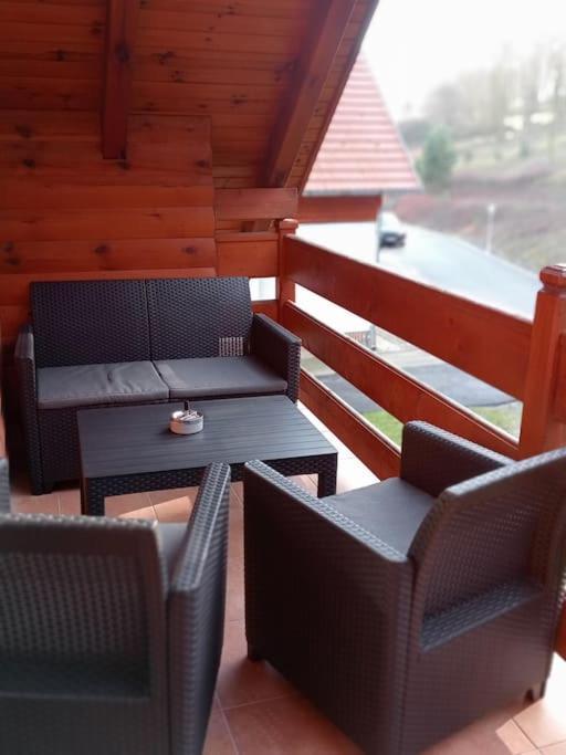 Star Apartman Zalacsány Exterior foto