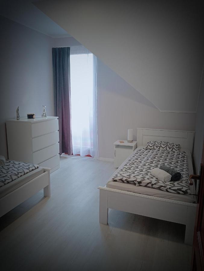 Star Apartman Zalacsány Exterior foto